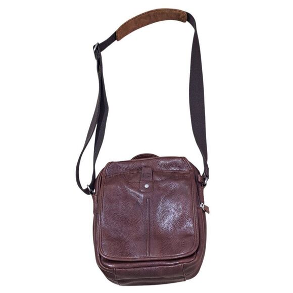 Ellington Sling Shoulder Leather Bag Messenger Pack Men Travel Crossbody Pouch - Picture 6 of 11